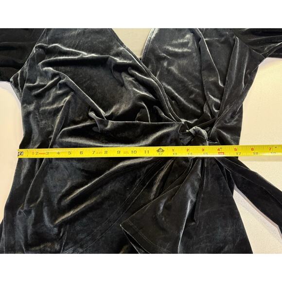 Alfani Velvet Wrap Top Womens 2X Gray Black Velvet Holiday Evening Glam Party - Picture 7 of 10